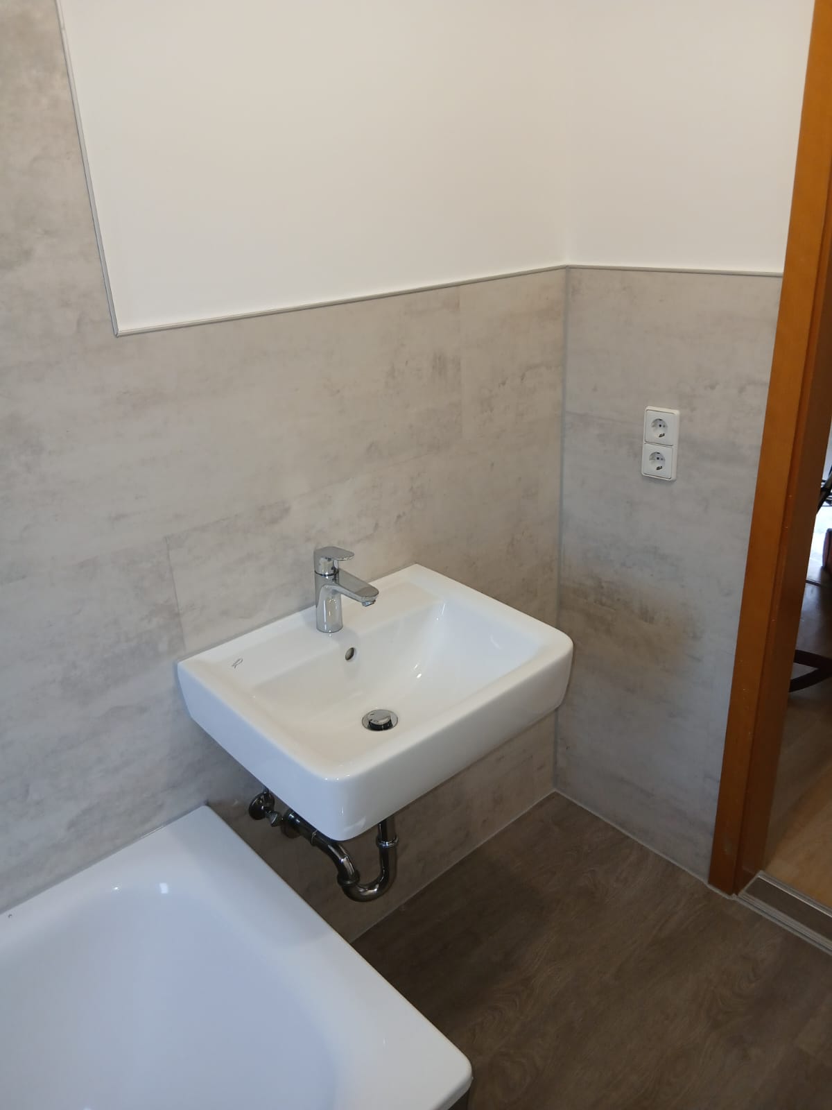 WhatsApp-Image-2025-12-16-at-10.15.12